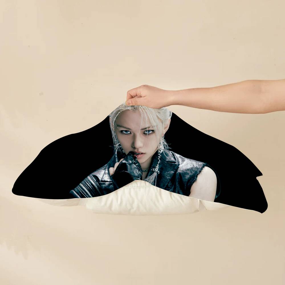 F-FelixS singer.png New Style  - Home Textiles Premium review and price